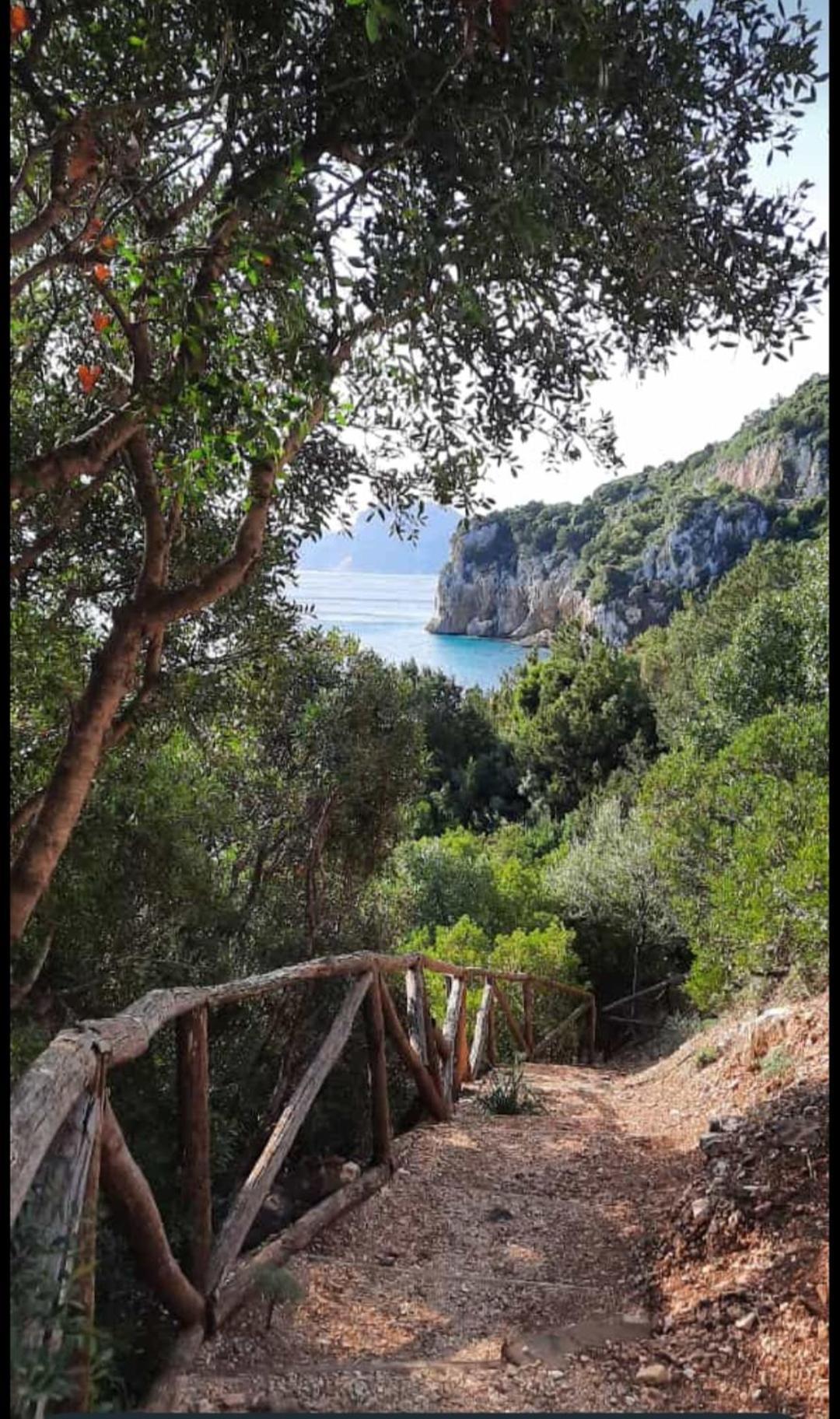 Appartamenti Manuela Cala Gonone Exterior foto